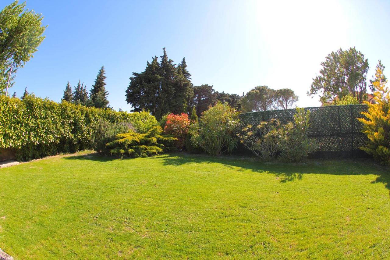Gite Des Laquets Sérignan-du-Comtat Buitenkant foto